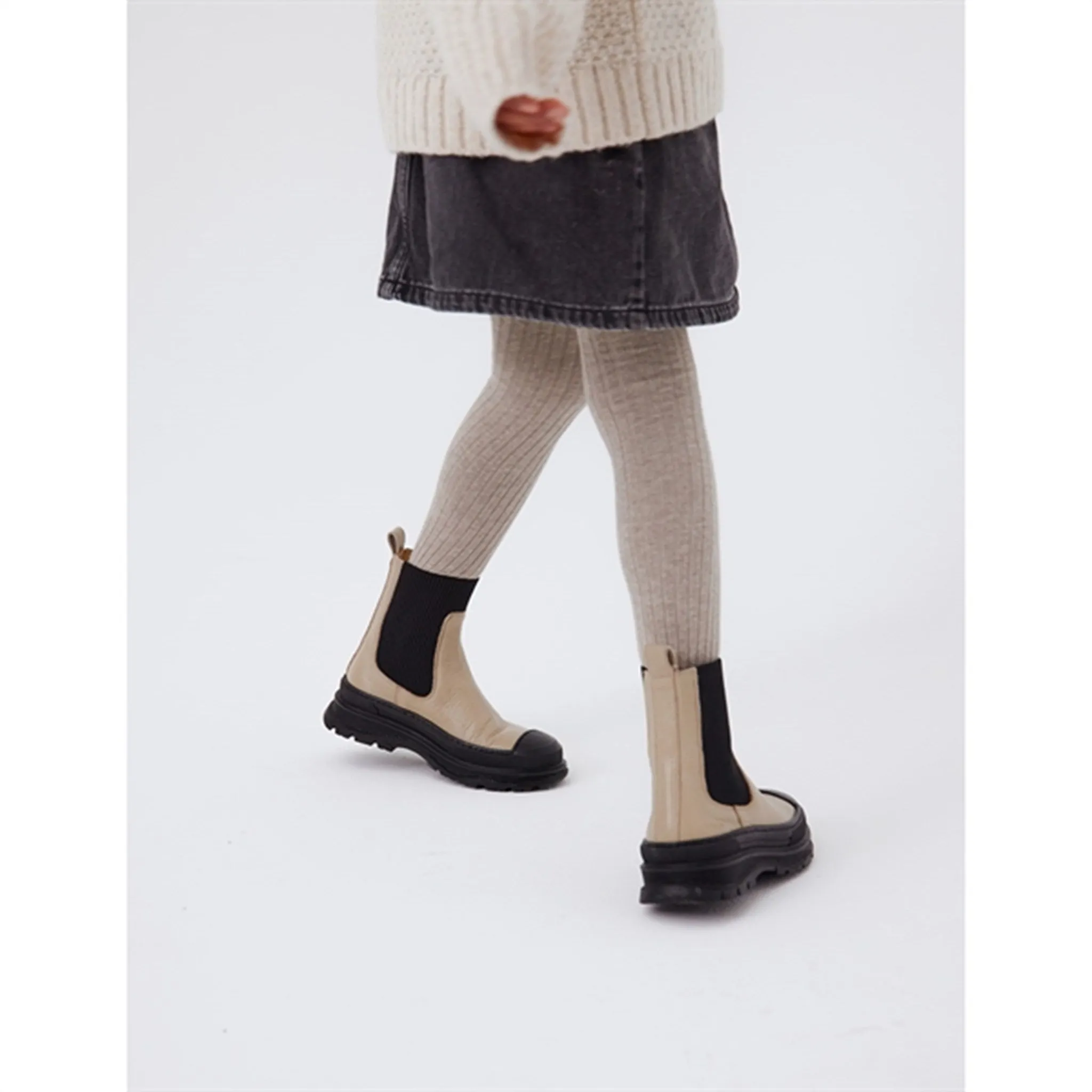 Angulus Boot w Track-Sole Sand/Black