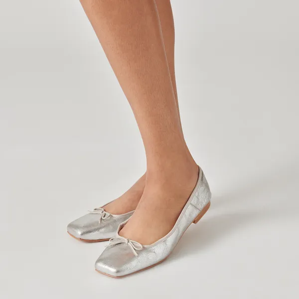 ANISA WIDE BALLET FLATS SILVER DISTRESSED LEATHER Dolce Vita