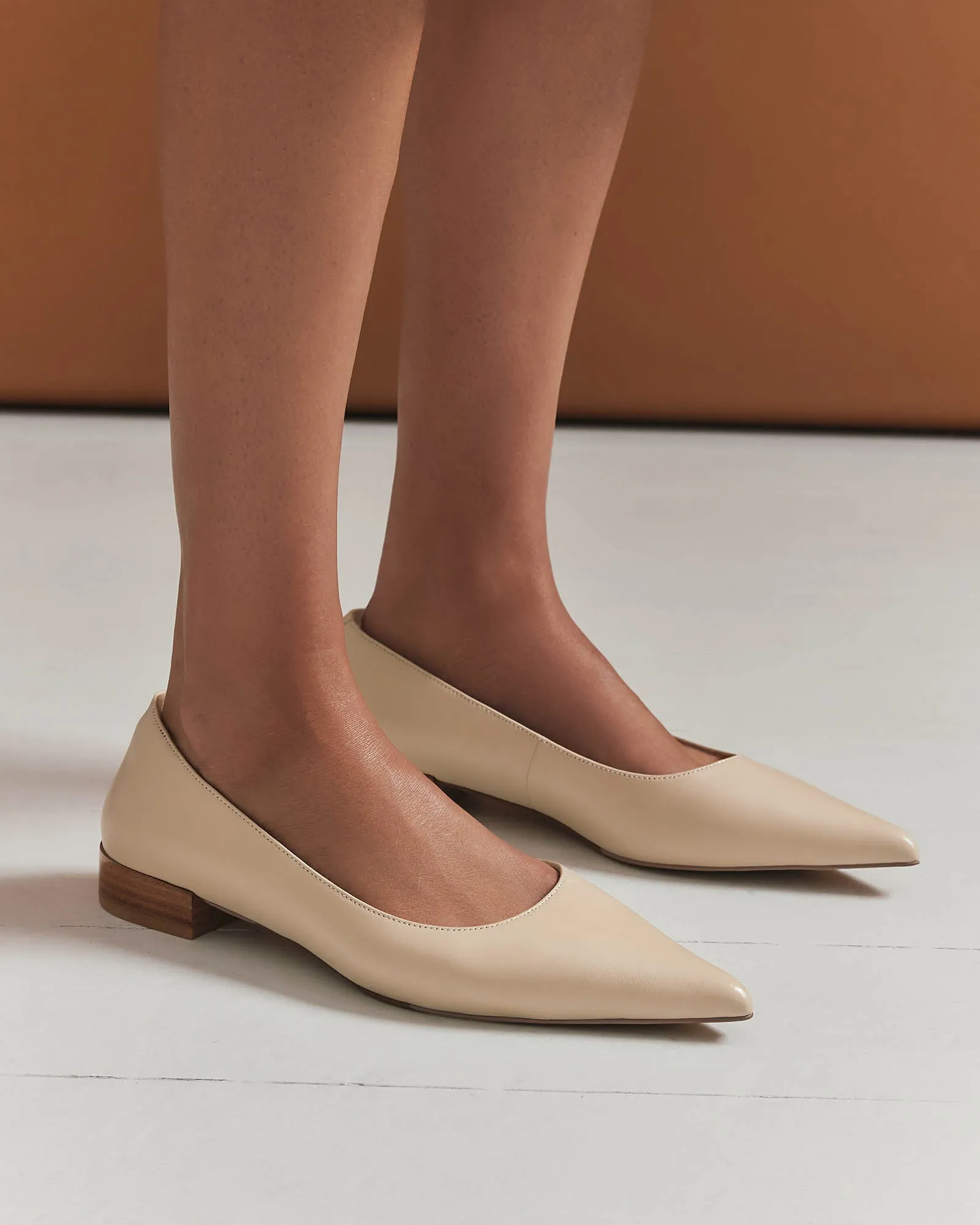 ANITA DRESS FLAT SAND LEATHER Jo Mercer