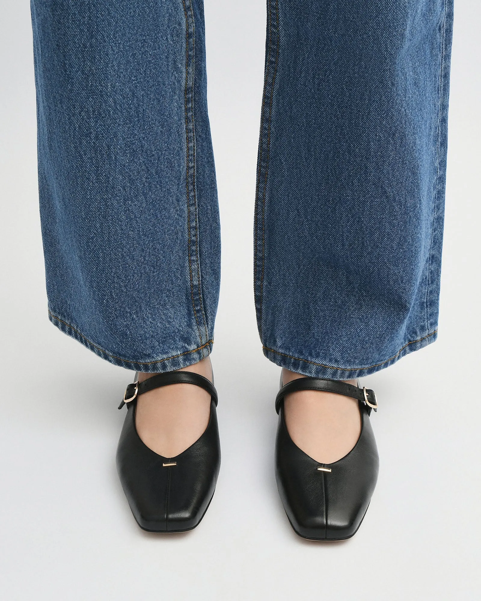 APRIL CASUAL FLATS BLACK LEATHER Jo Mercer