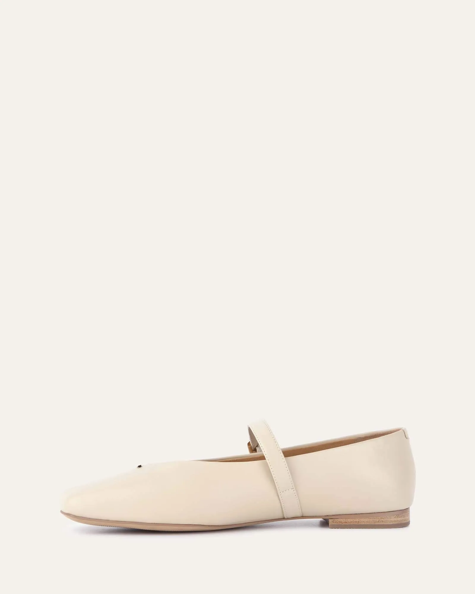 APRIL CASUAL FLATS SAND LEATHER Jo Mercer