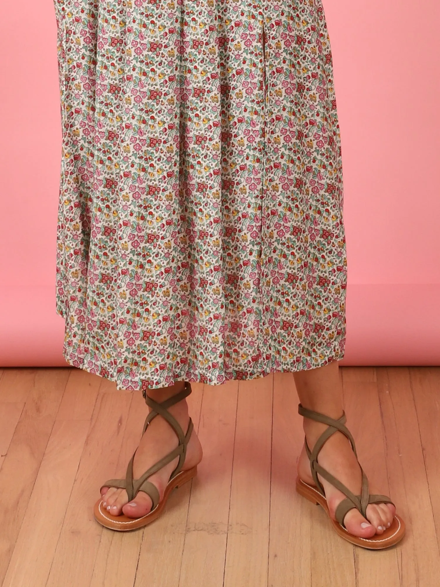Aubigne Sandal in Kaki