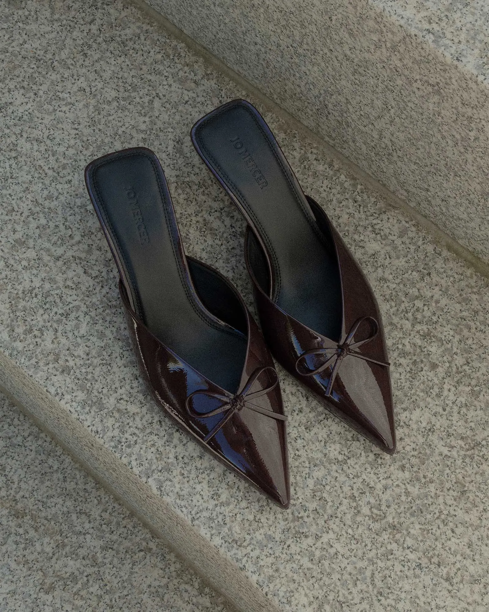 BETSY MID HEELS MERLOT CRINKLE PATENT Jo Mercer