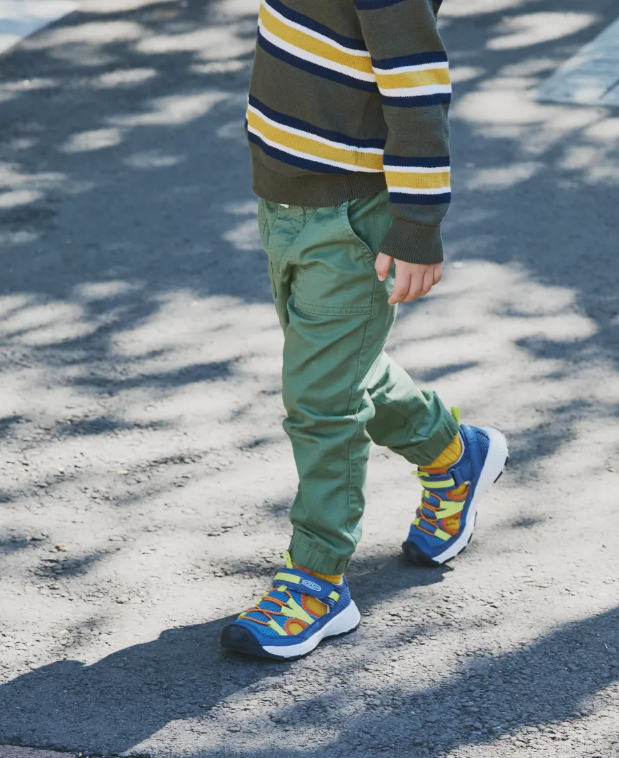 Big Kids' Motozoa Sandal  |  Vintage Indigo/Scarlet Ibis KEEN
