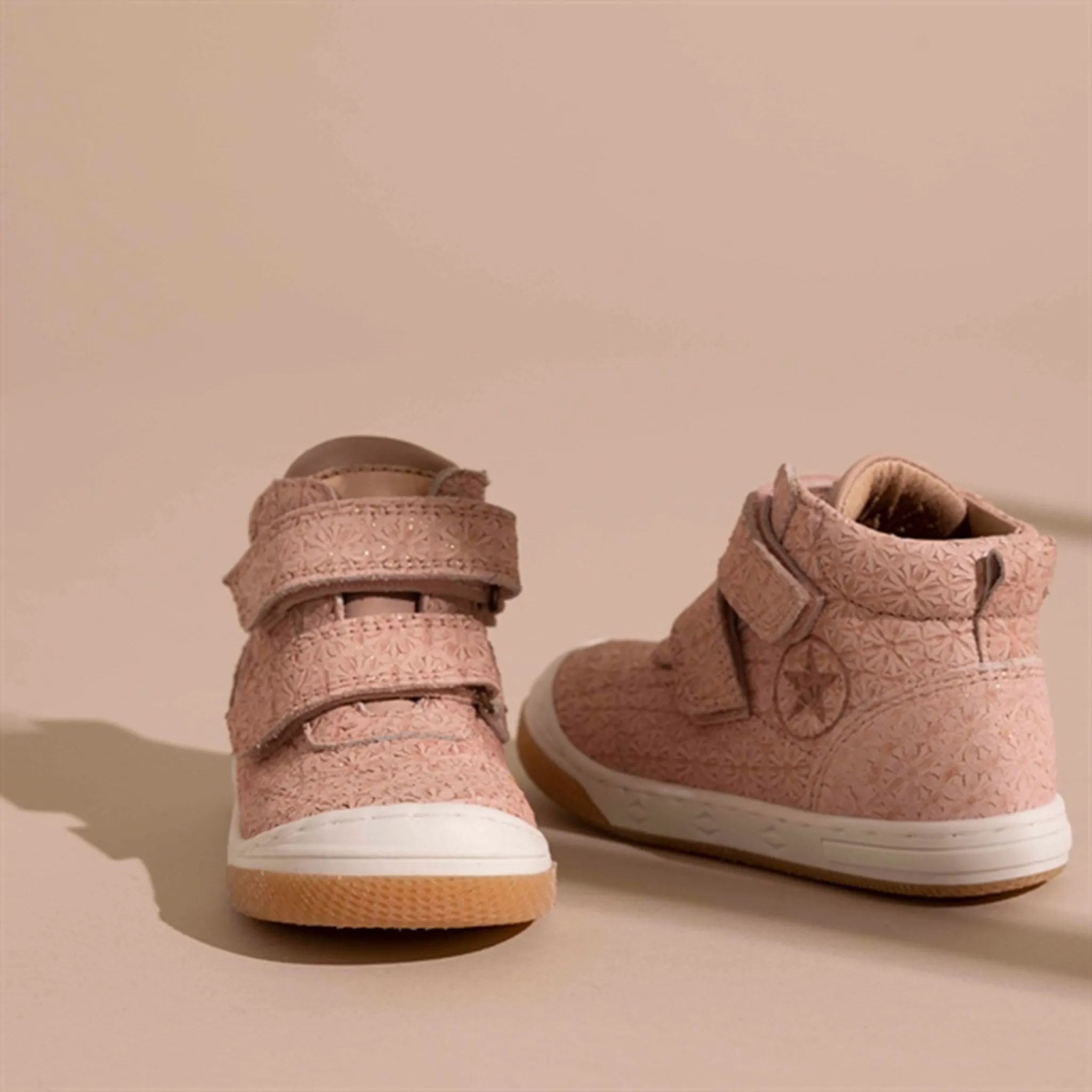 Bisgaard Velcro Shoe Juno Blush Flowers