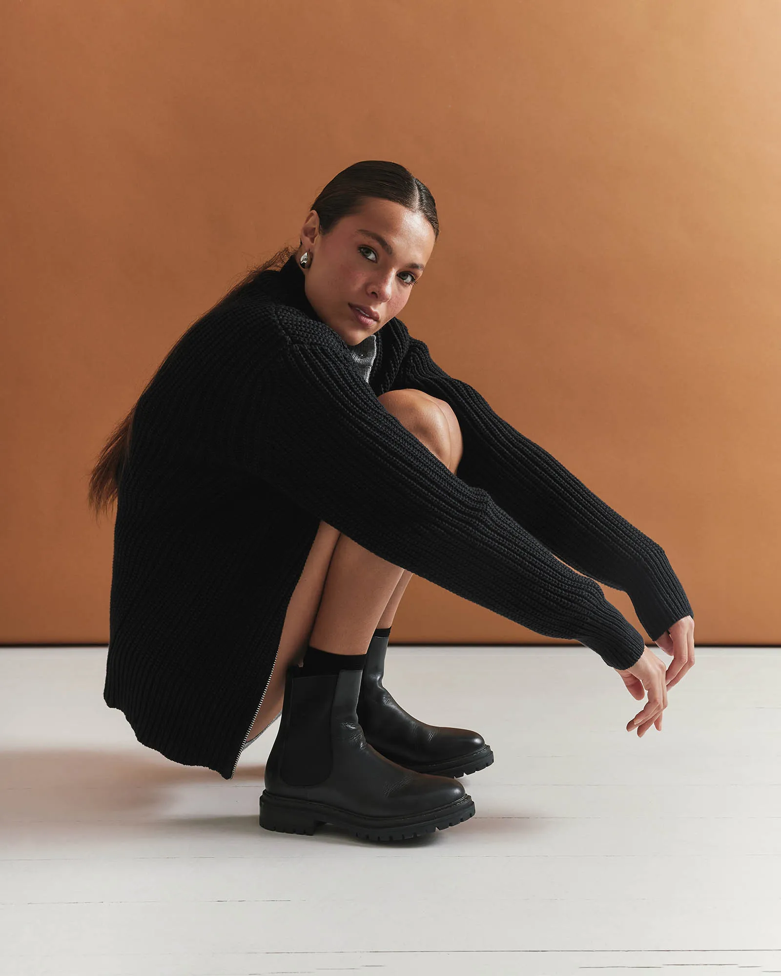 BLOOM FLAT ANKLE BOOTS BLACK LEATHER Jo Mercer