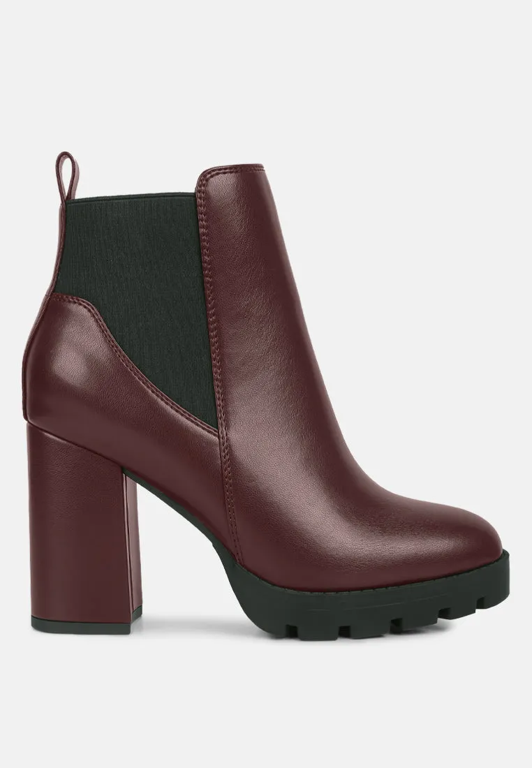 bolt block heeled chelsea boots