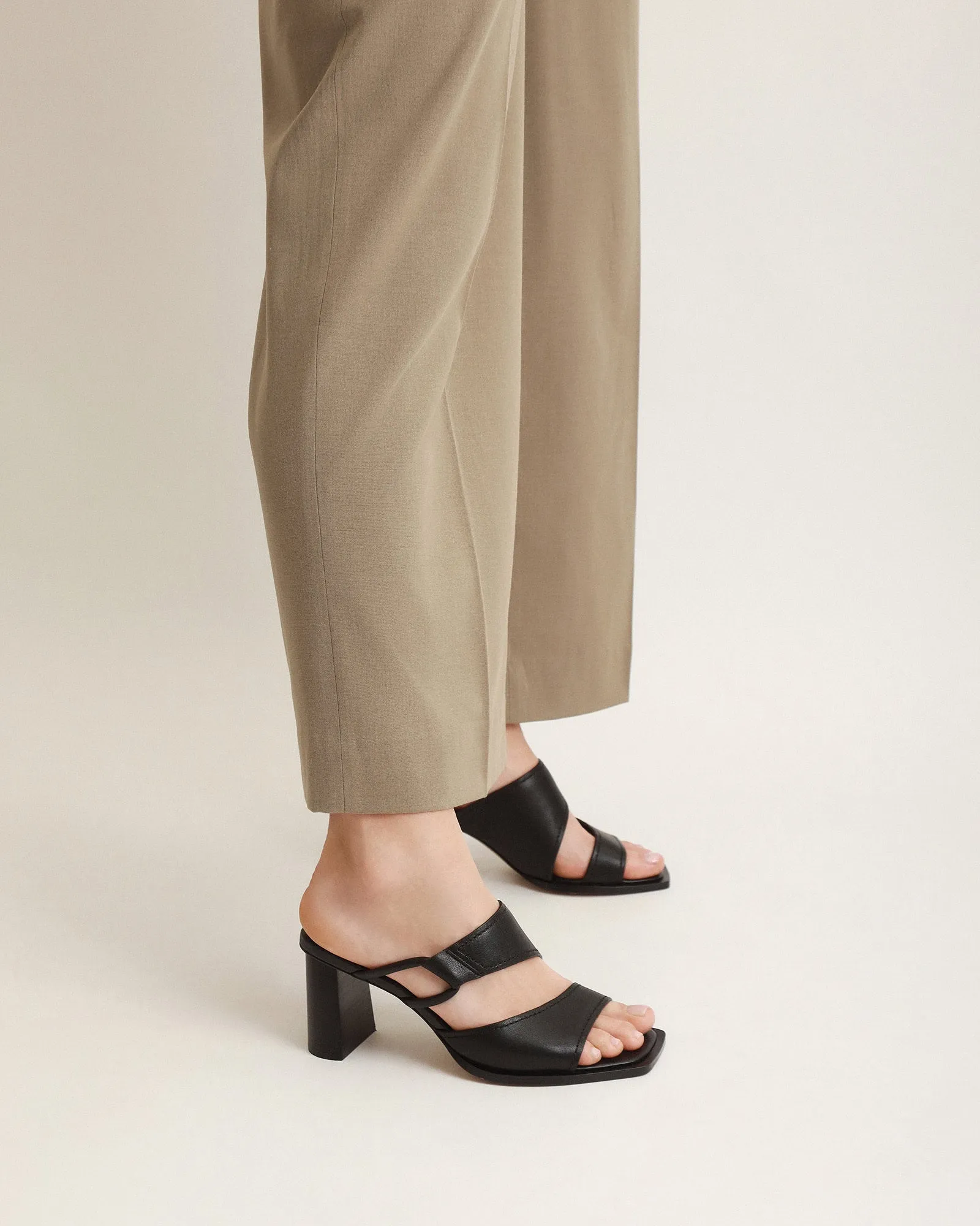 CAMMY MID HEEL SANDALS BLACK LEATHER Jo Mercer