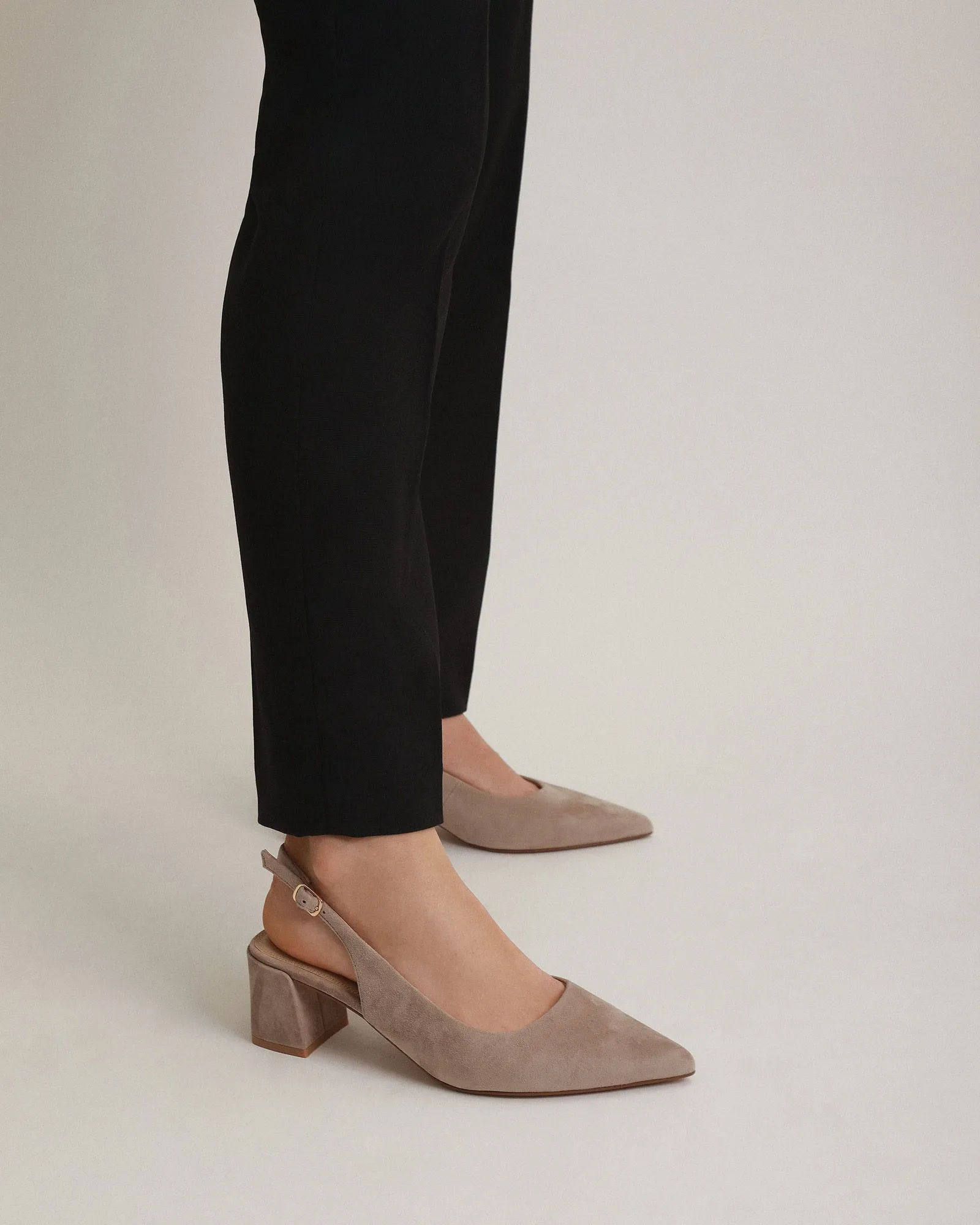 CARA LOW HEELS MUSHROOM SUEDE Jo Mercer