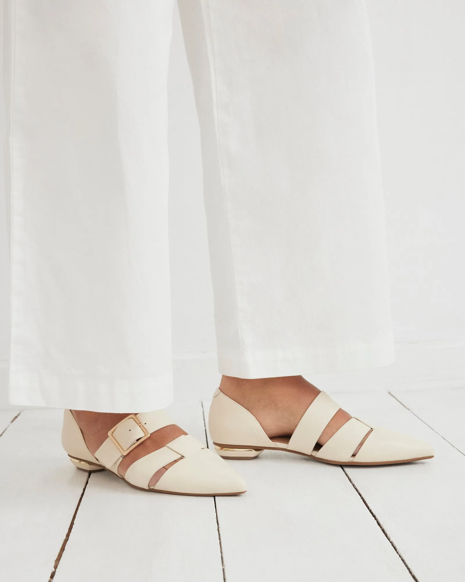 CARLA DRESS FLATS OFF WHITE LEATHER Jo Mercer