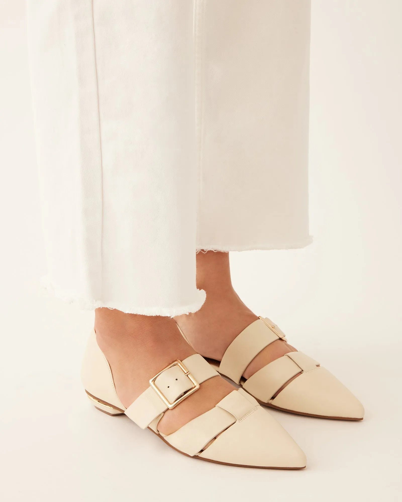 CARLA DRESS FLATS OFF WHITE LEATHER Jo Mercer