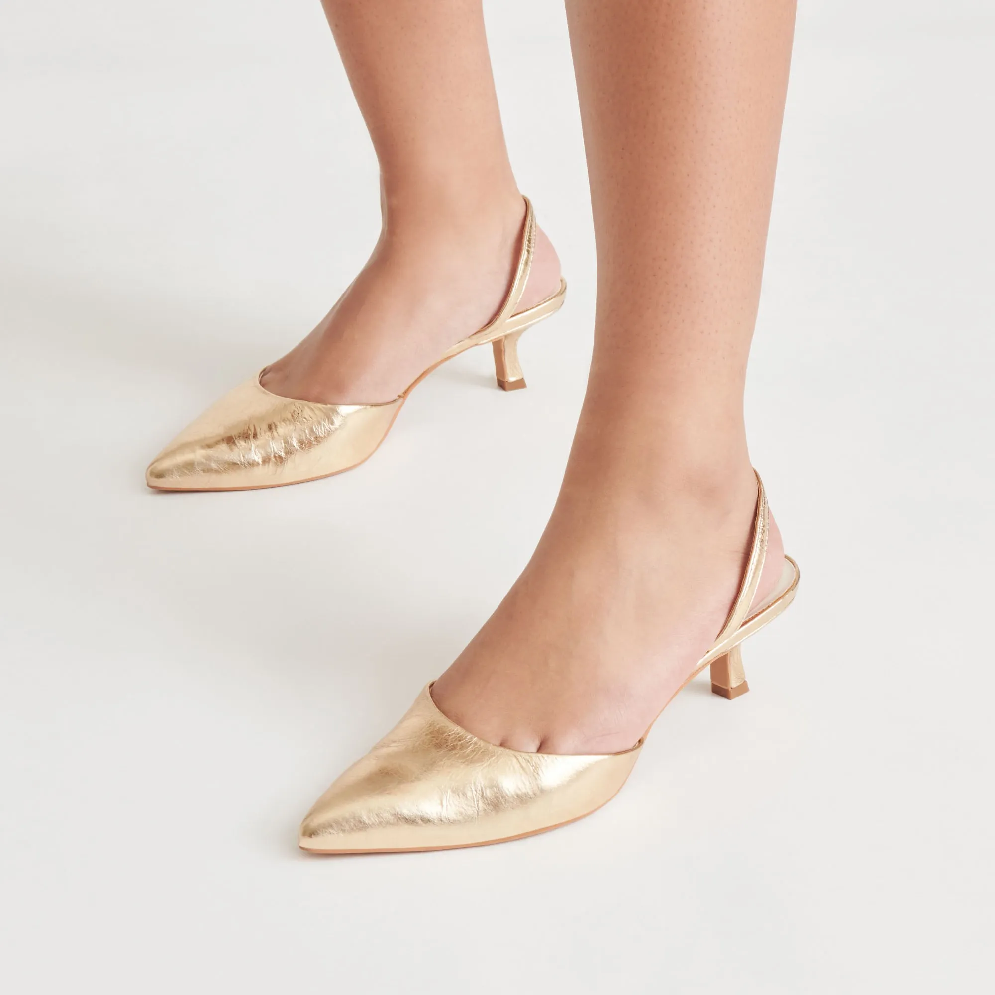 CORSA HEELS GOLD DISTRESSED LEATHER Dolce Vita