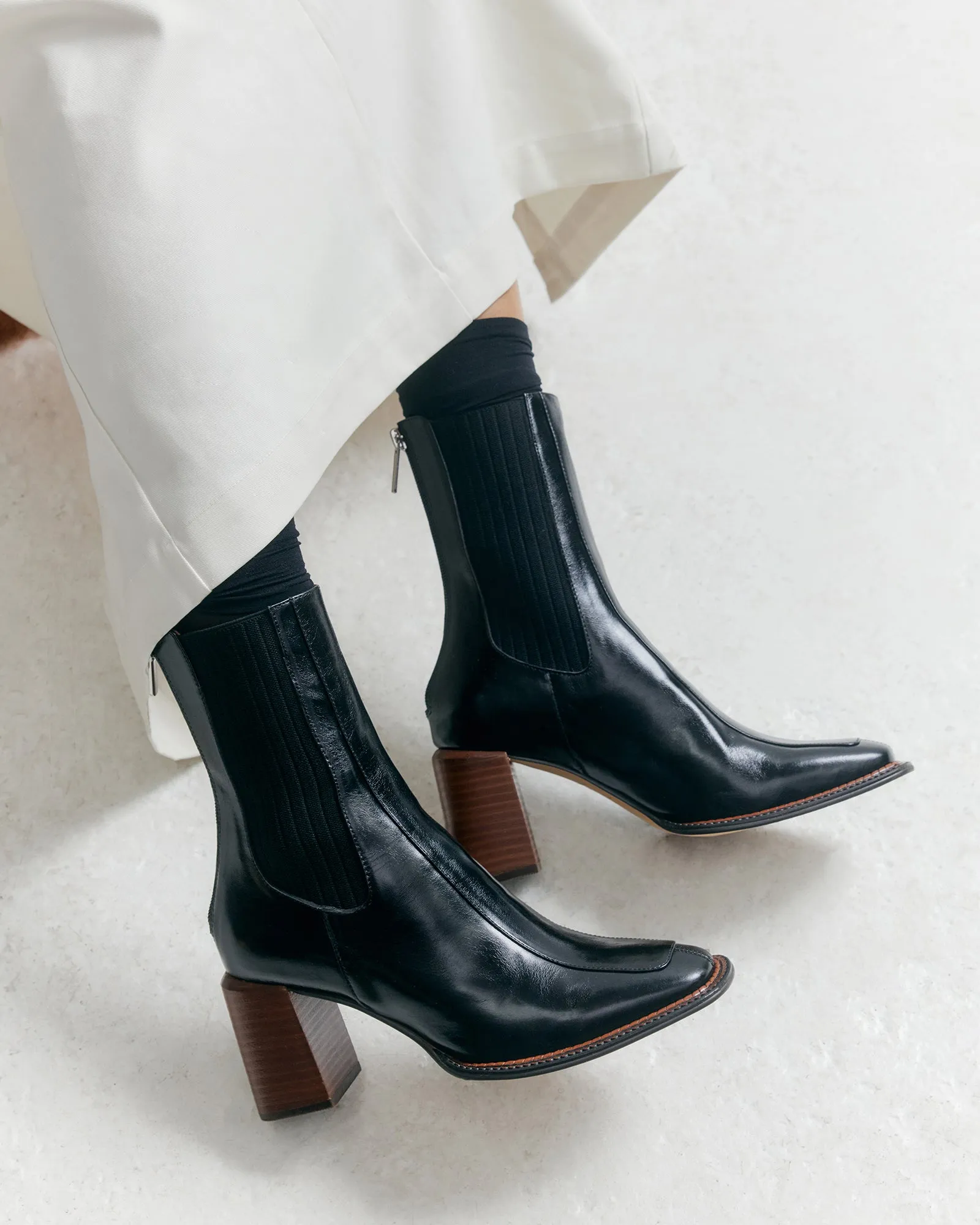 DEVINA MID ANKLE BOOTS BLACK LEATHER Jo Mercer