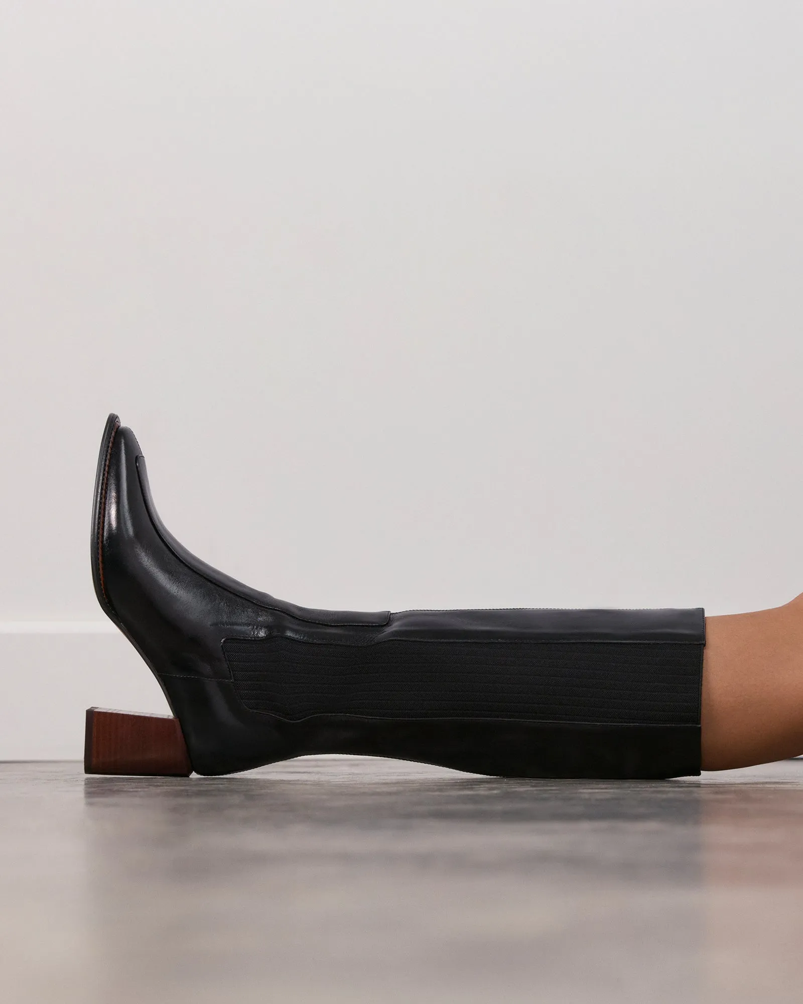 DIVINE KNEE BOOTS BLACK LEATHER Jo Mercer