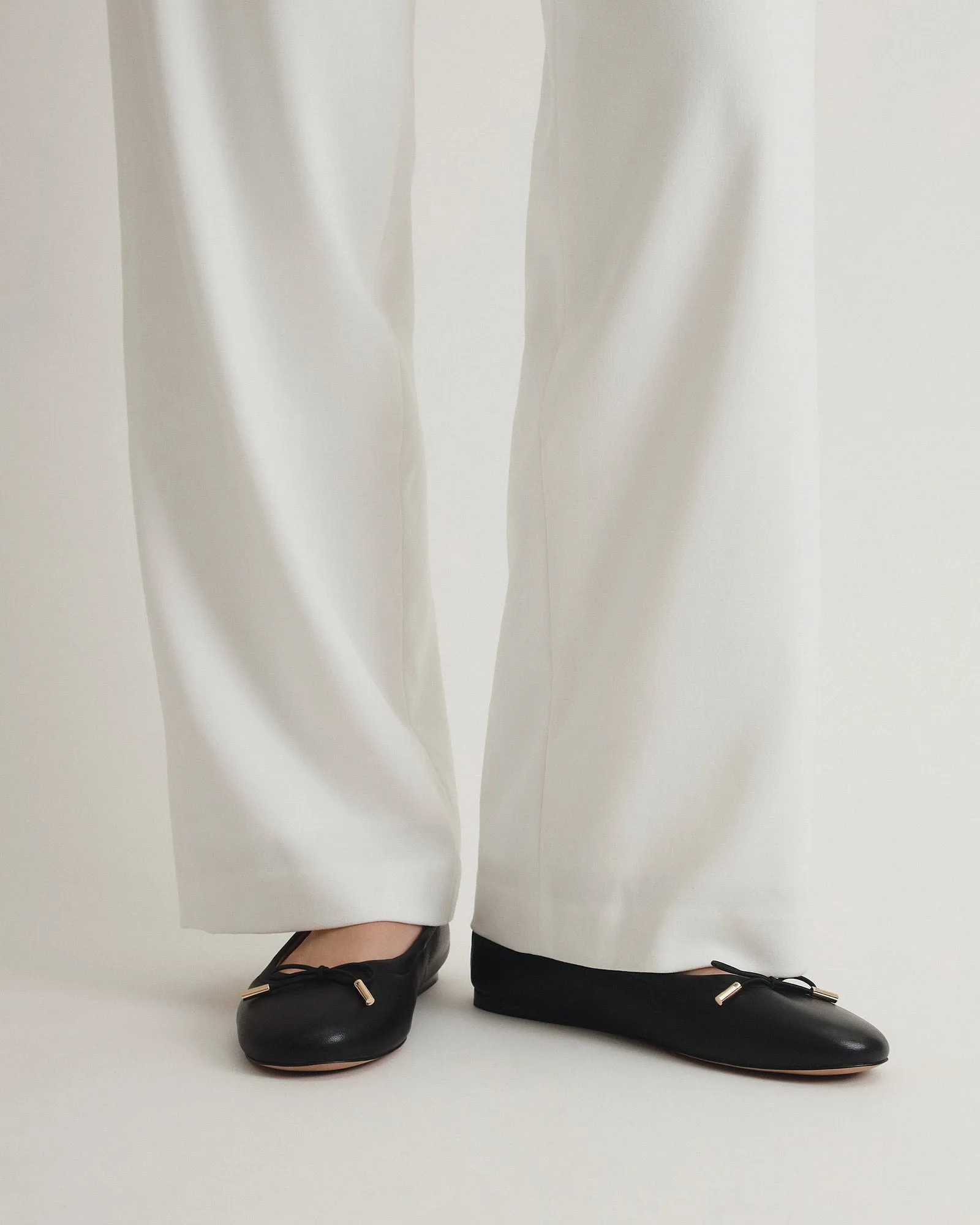 JOLIE CASUAL FLATS BLACK LEATHER Jo Mercer