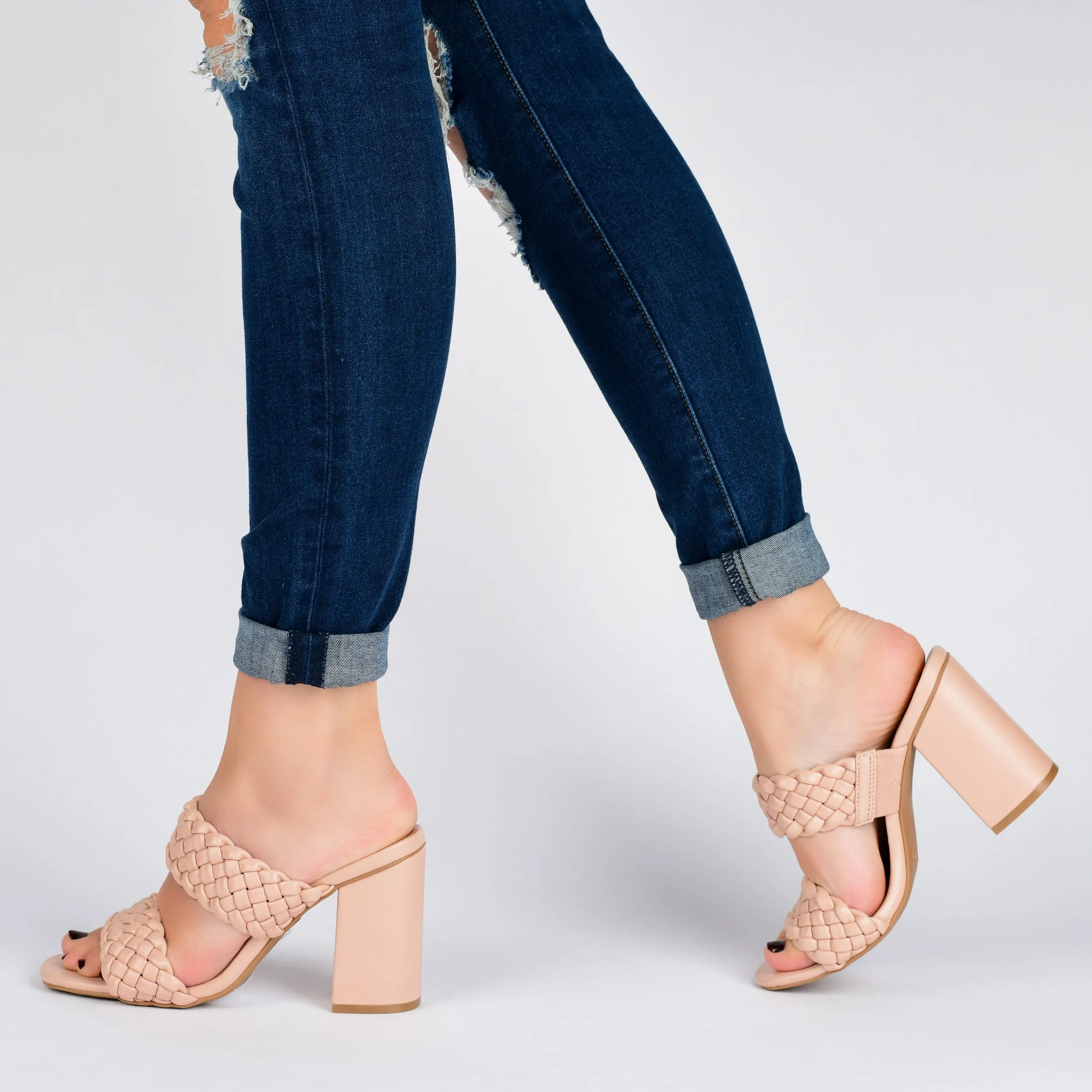 Journee Collection Women's Melissa Pump