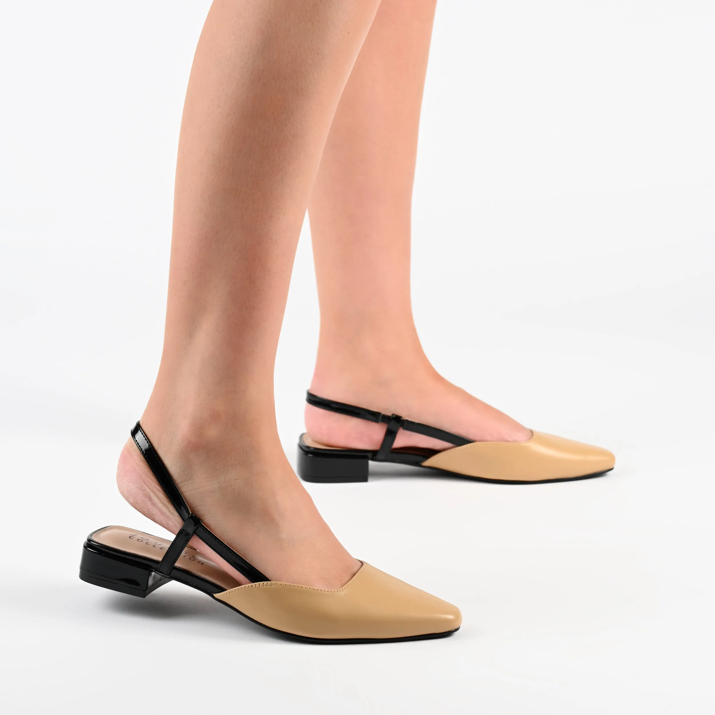 Journee Collection Women's Paislee Flats