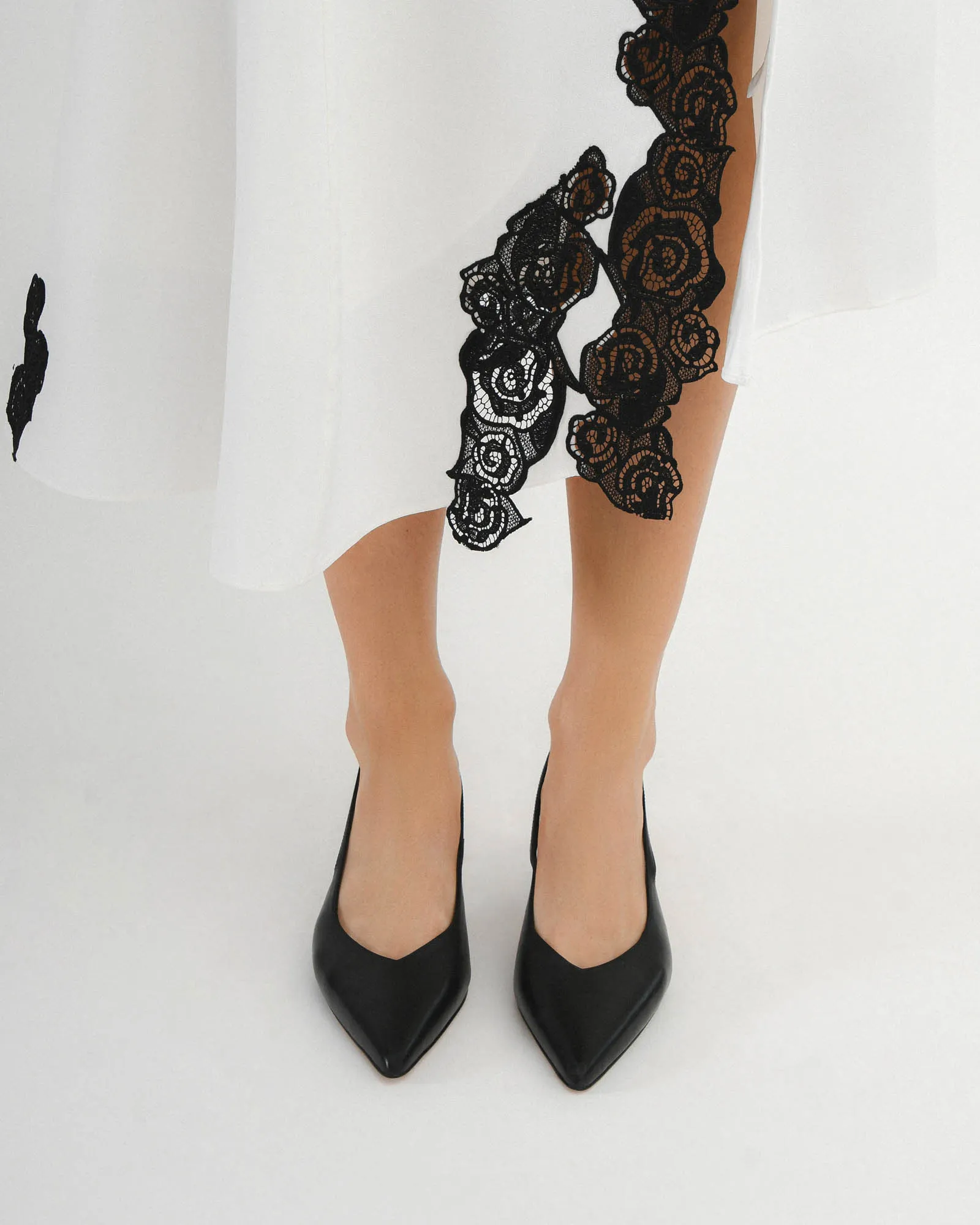 JULIAN MID HEELS BLACK LEATHER Jo Mercer