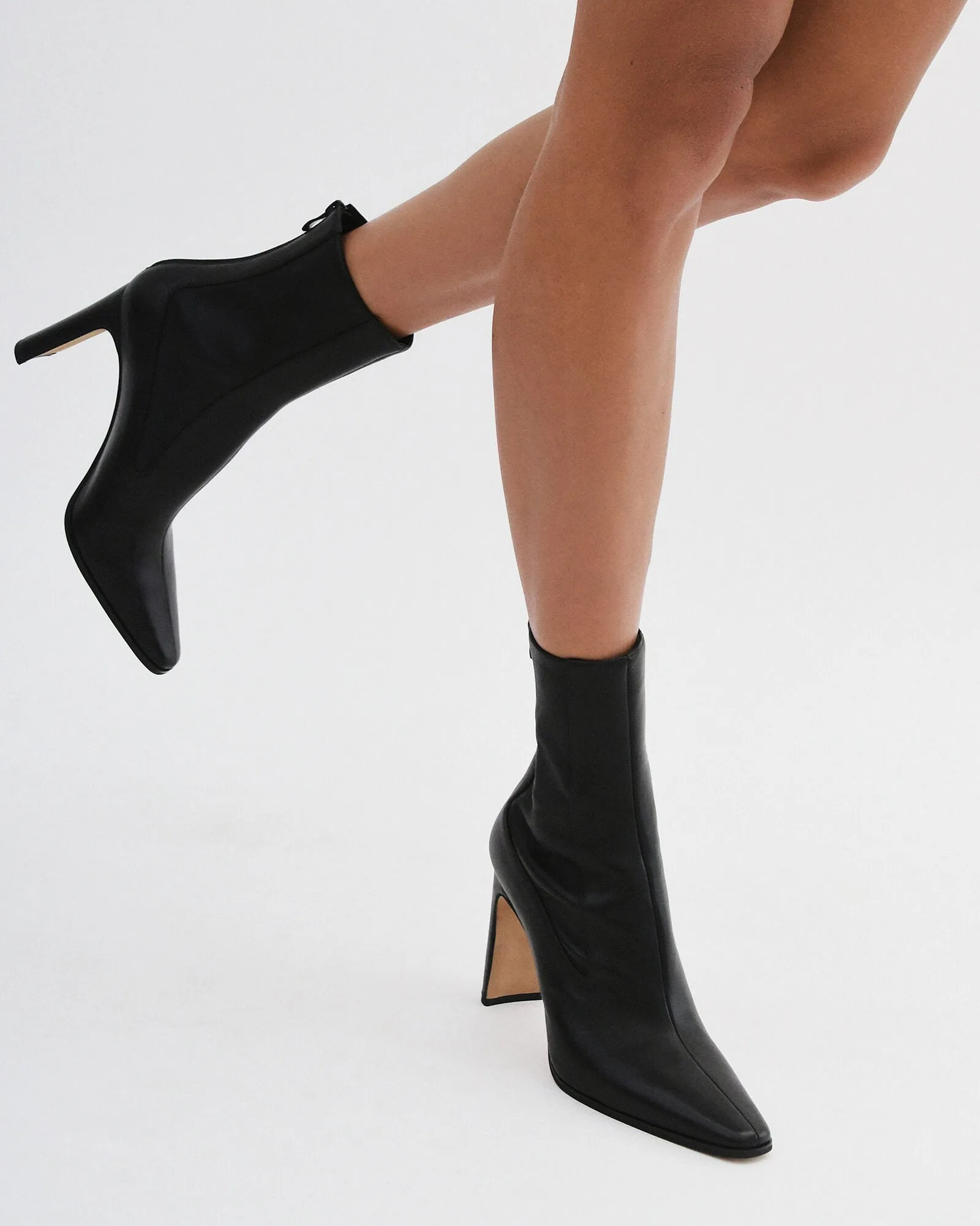 JUNE HIGH ANKLE BOOTS BLACK LEATHER Jo Mercer