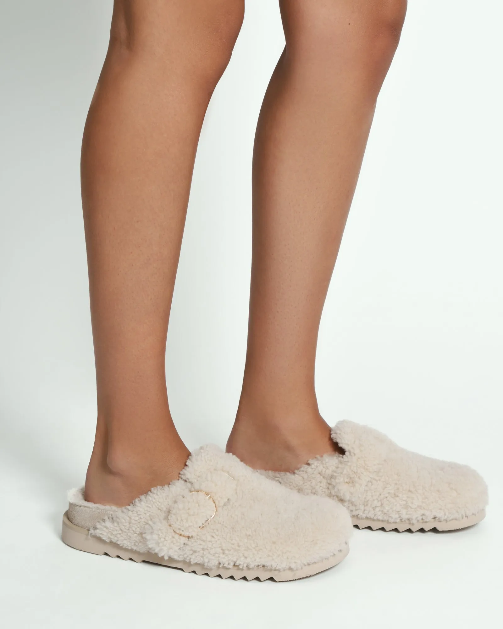 JUNIE CASUAL FLATS CREAM SHEARLING Jo Mercer