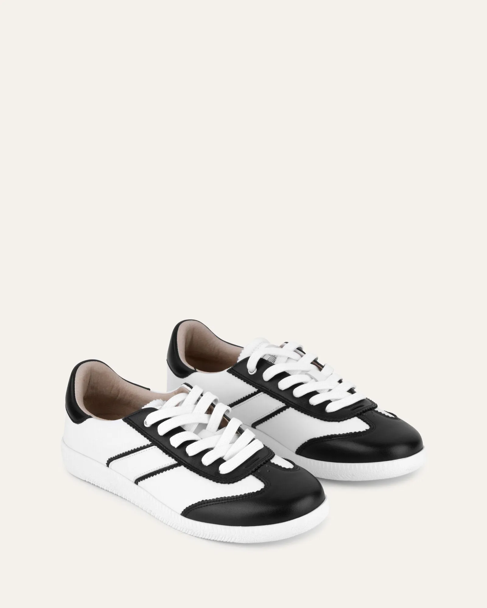 LOLA SNEAKERS BLACK WHITE LEATHER Jo Mercer