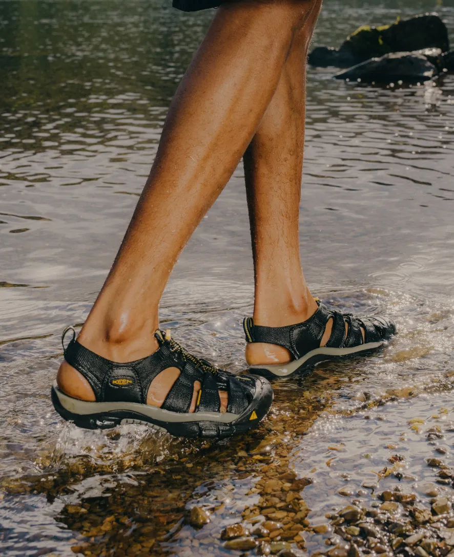 Men's Newport H2 Sandal  |  Winter Moss/Chevron KEEN