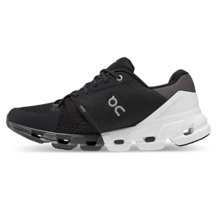 Men's Wide Fit On Cloudflyer 4 Walking Trainers