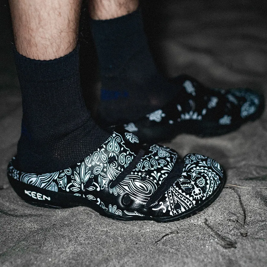 Men's Yogui Arts Clog x Hide and Seek  |  H&S Black KEEN