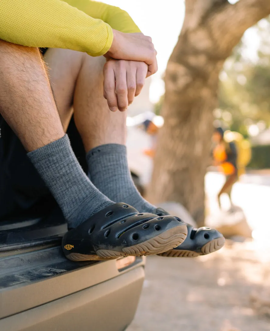 Men's Yogui Clog  |  Black/Magnet KEEN