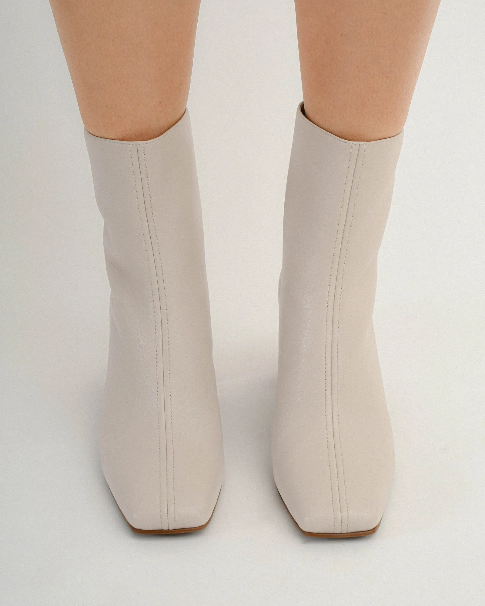 NEVADA MID ANKLE BOOTS BONE LEATHER Jo Mercer