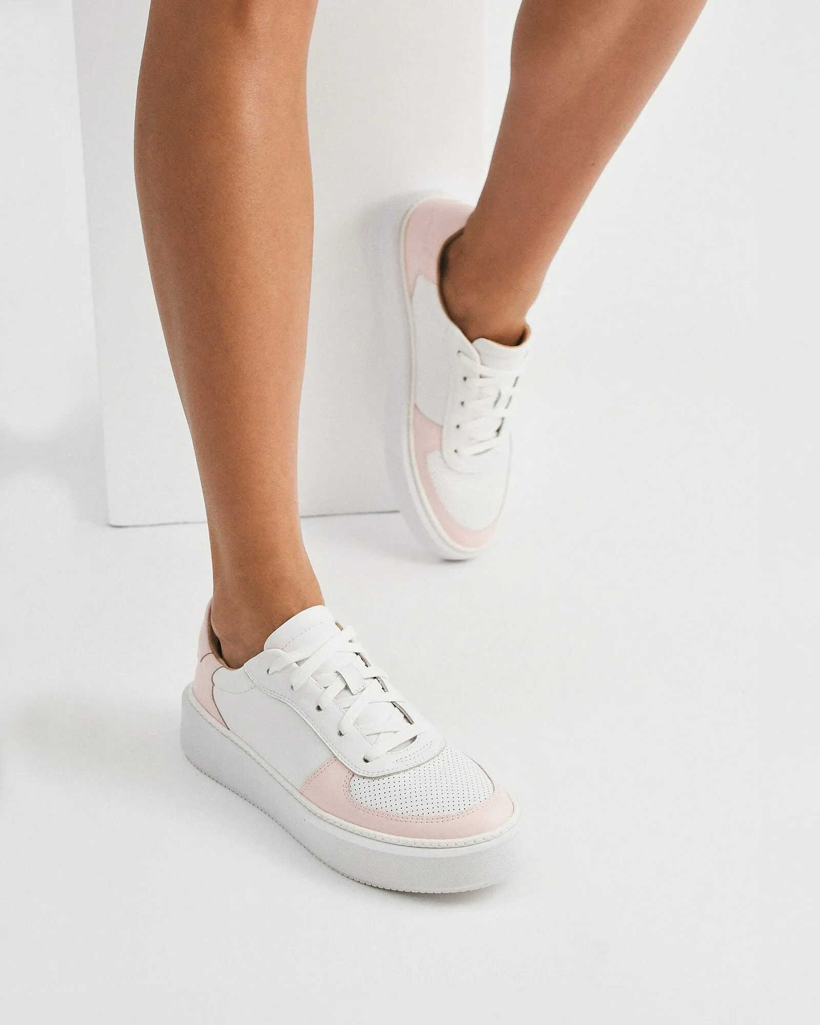 OTTO SNEAKERS WHITE SOFT PINK LEATHER Jo Mercer