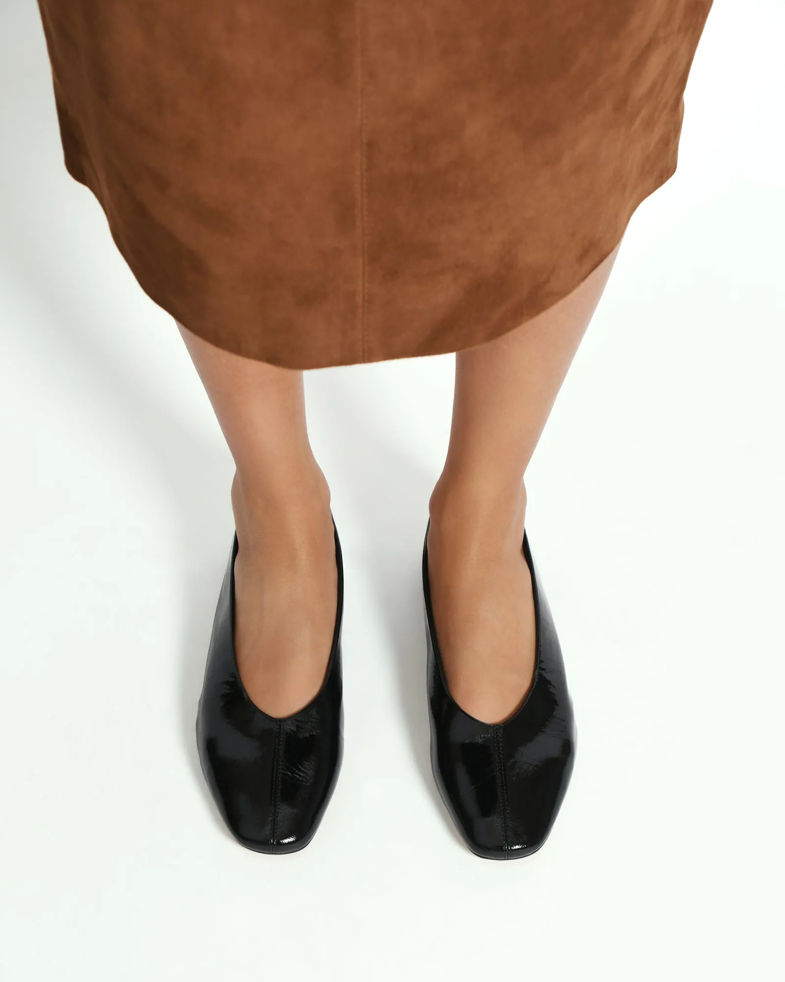 POSIE CASUAL FLATS BLACK CRINKLE PATENT Jo Mercer