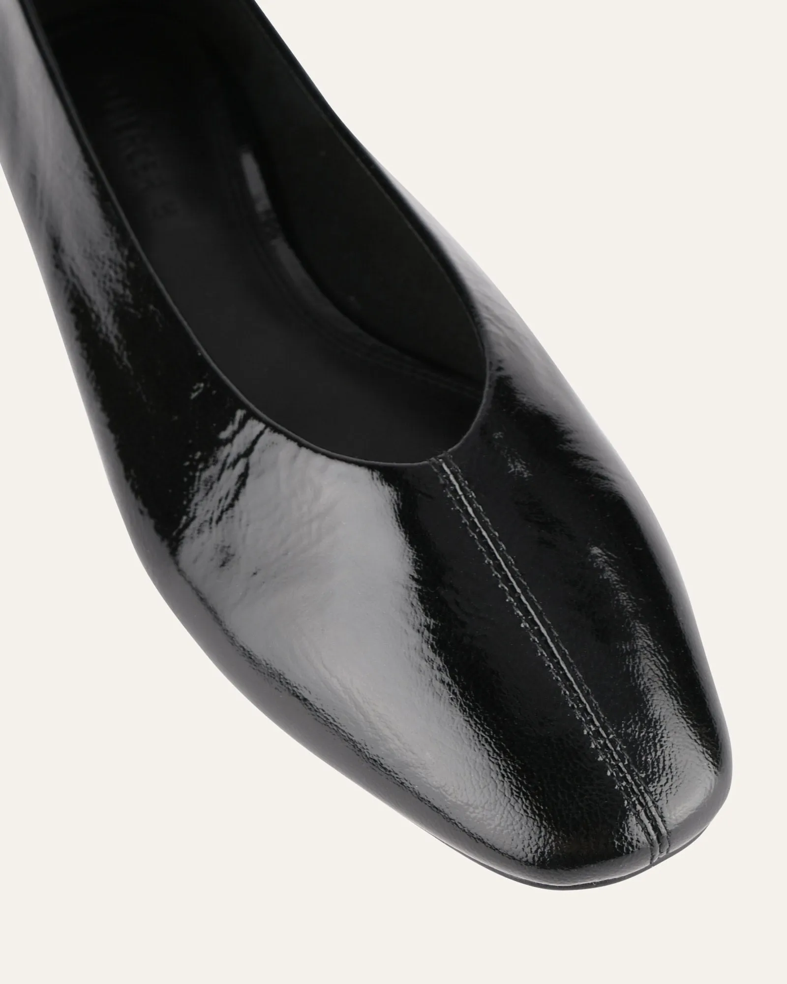 POSIE CASUAL FLATS BLACK CRINKLE PATENT Jo Mercer