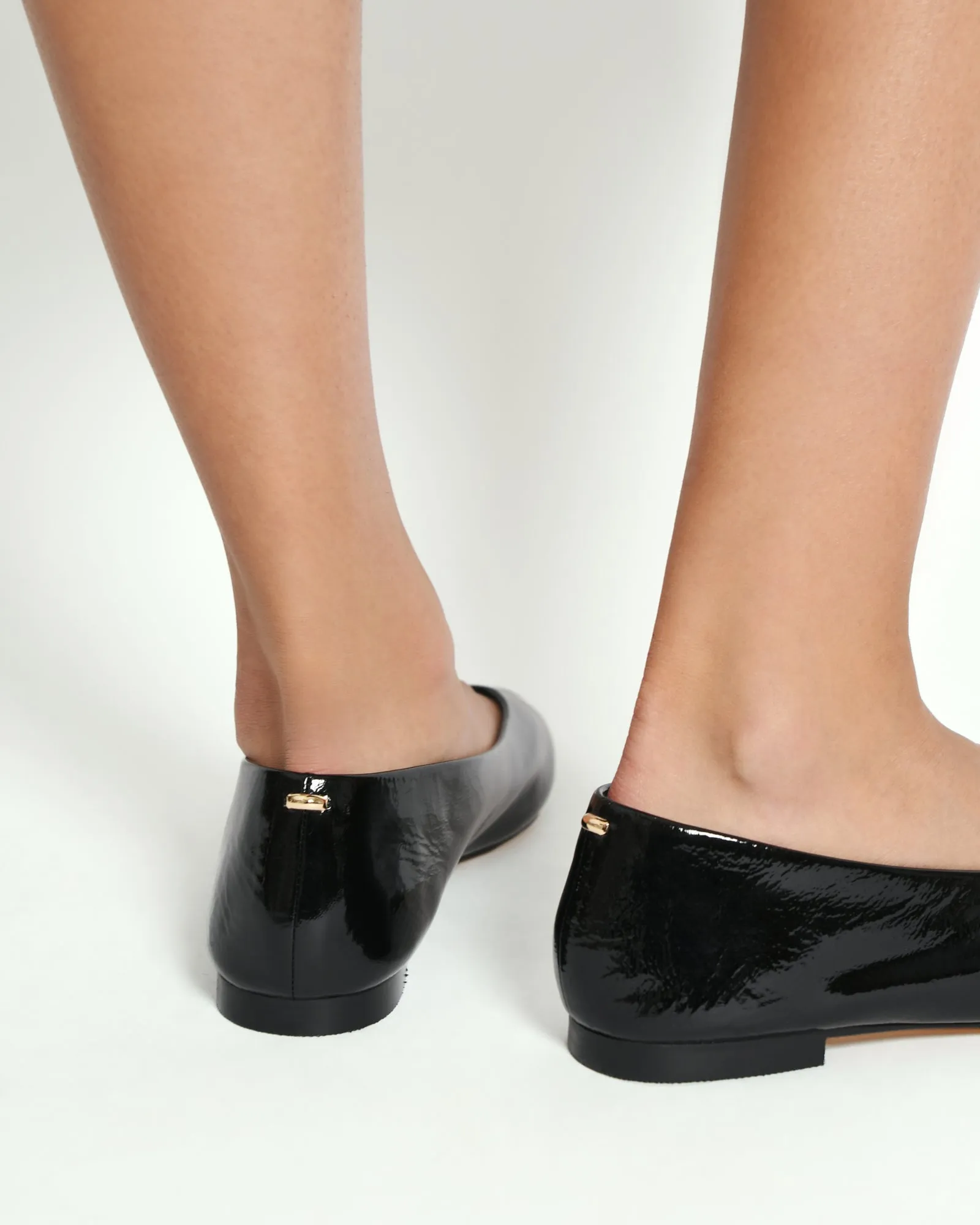 POSIE CASUAL FLATS BLACK CRINKLE PATENT Jo Mercer