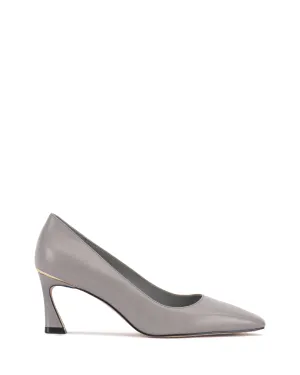 Sabrily Pump Vince Camuto