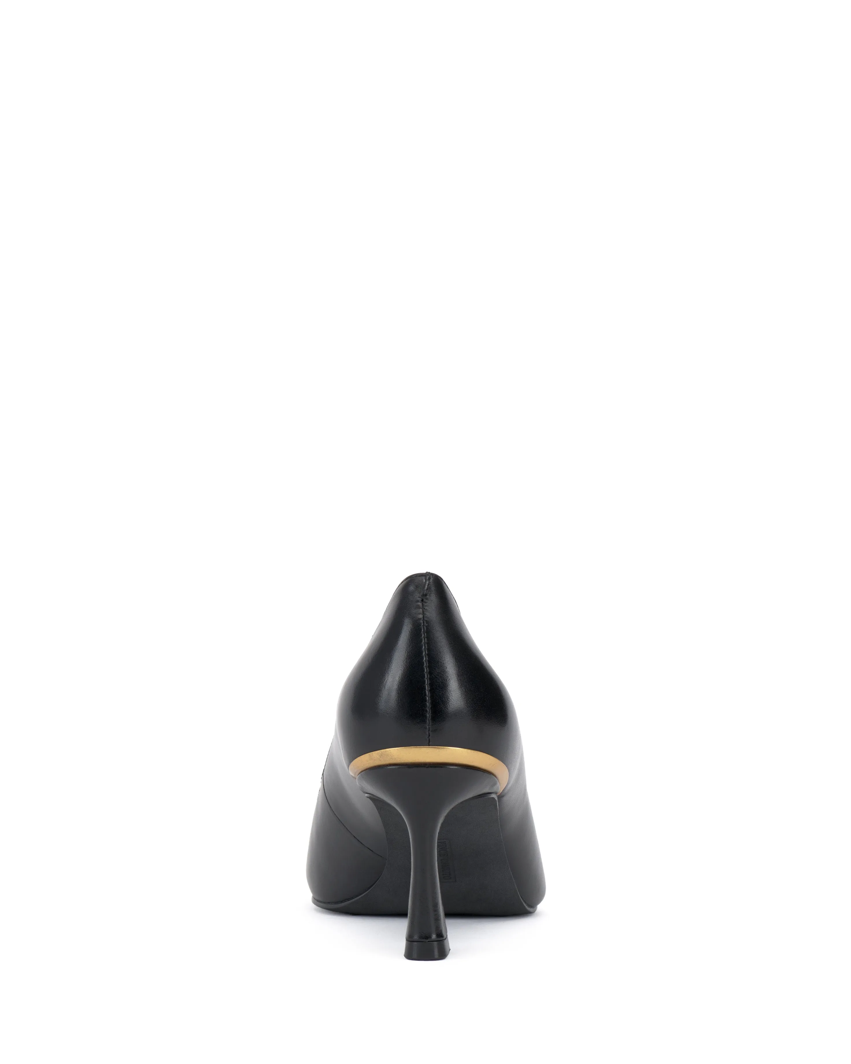 Sabrily Pump Vince Camuto