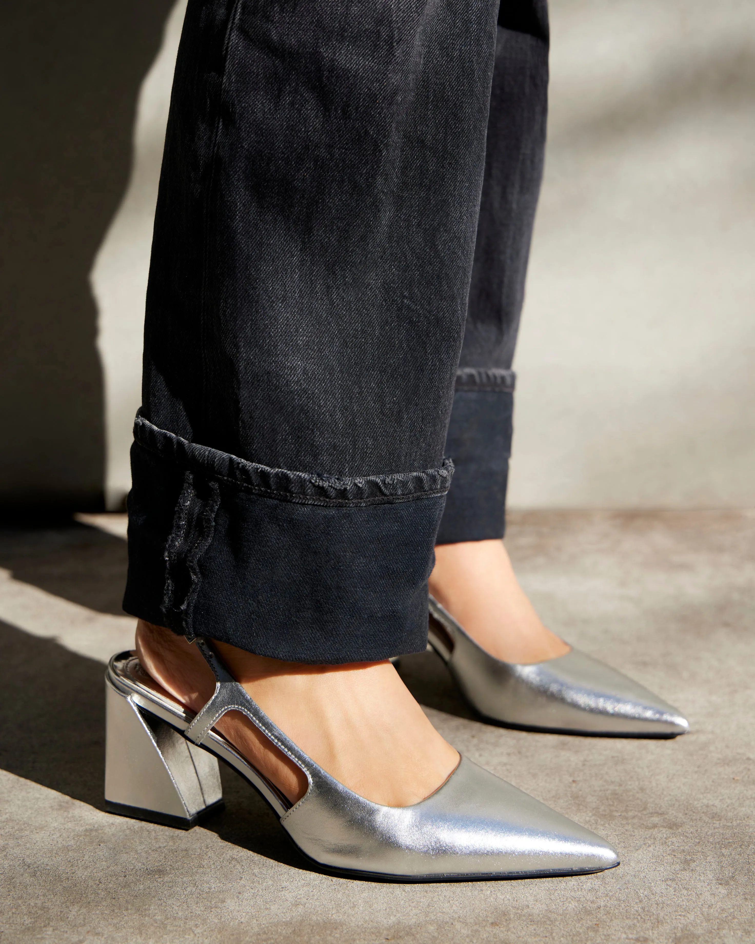 Sindree Slingback Pump Vince Camuto