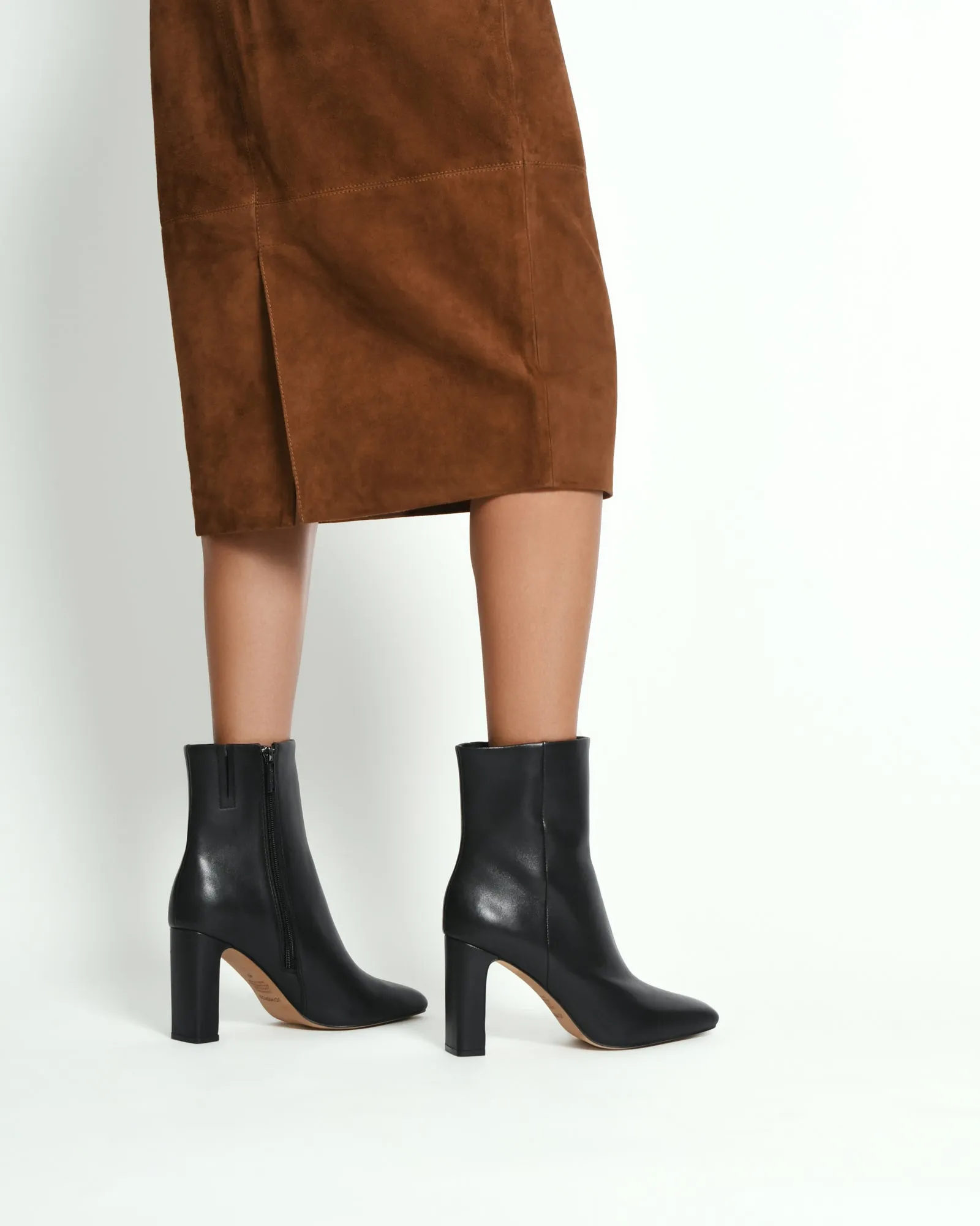 SUKI HIGH ANKLE BOOTS BLACK LEATHER Jo Mercer