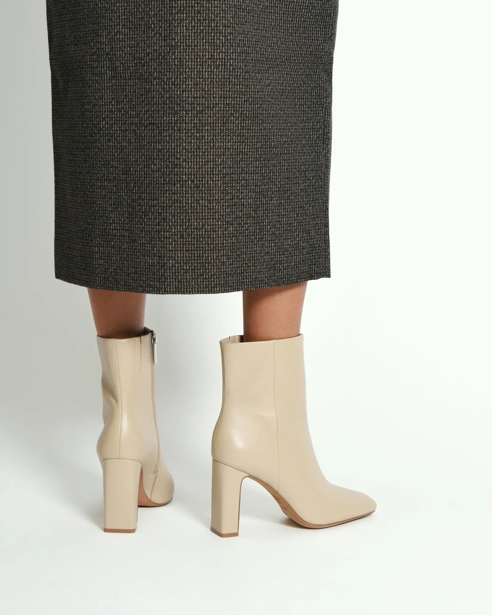 SUKI HIGH ANKLE BOOTS SAND LEATHER Jo Mercer