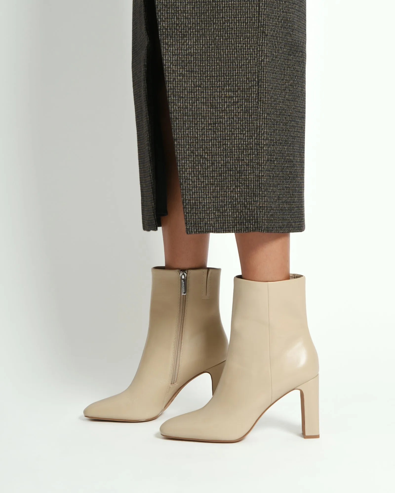 SUKI HIGH ANKLE BOOTS SAND LEATHER Jo Mercer
