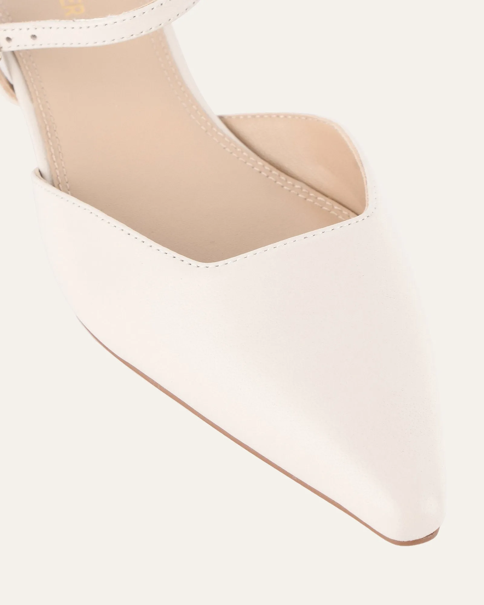 VIRGINIE DRESS FLATS OFF WHITE LEATHER Jo Mercer