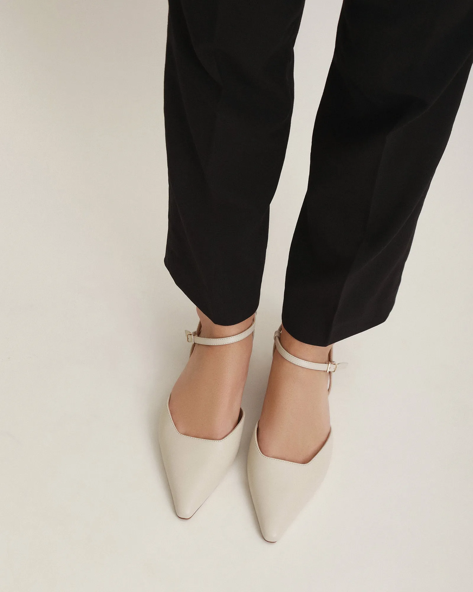 VIRGINIE DRESS FLATS OFF WHITE LEATHER Jo Mercer