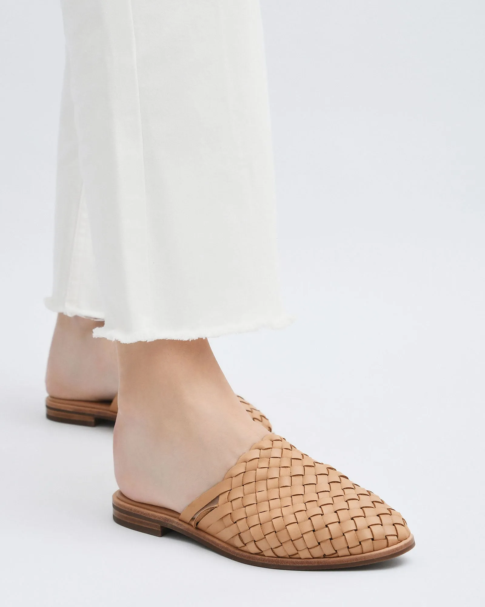 WEAVER CASUAL FLATS TAN LEATHER Jo Mercer