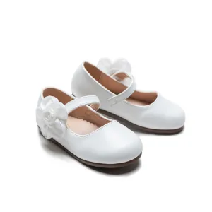 White Yasmine Blooming Flats