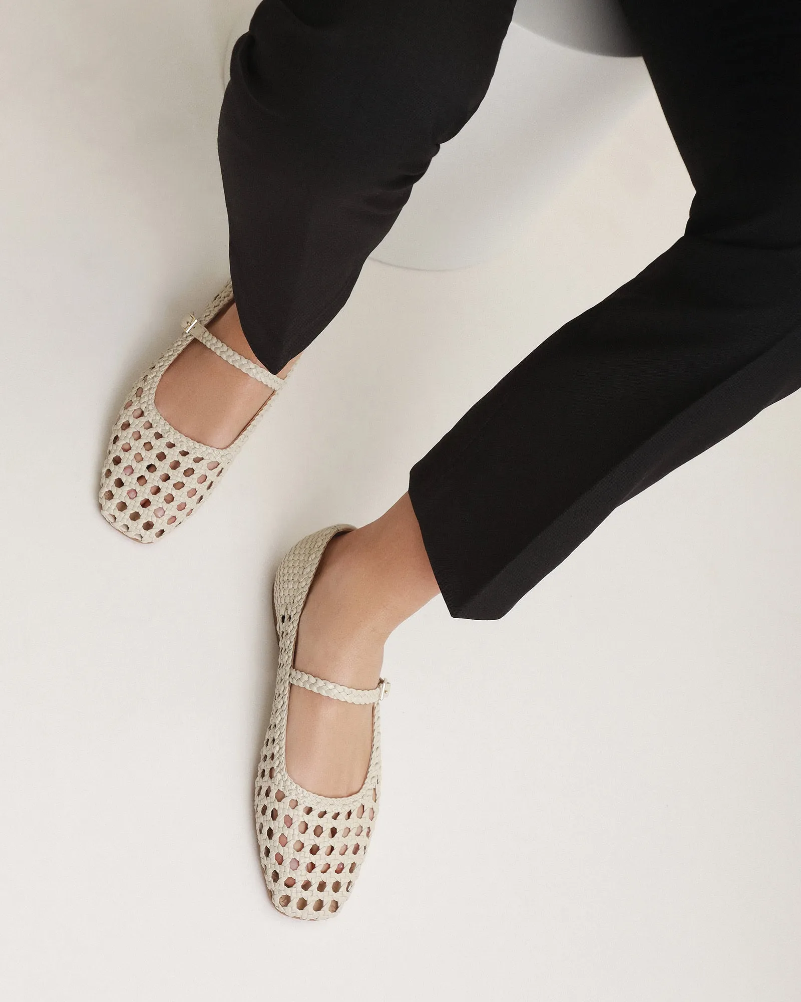 WILLIS CASUAL FLATS OFF WHITE LEATHER Jo Mercer
