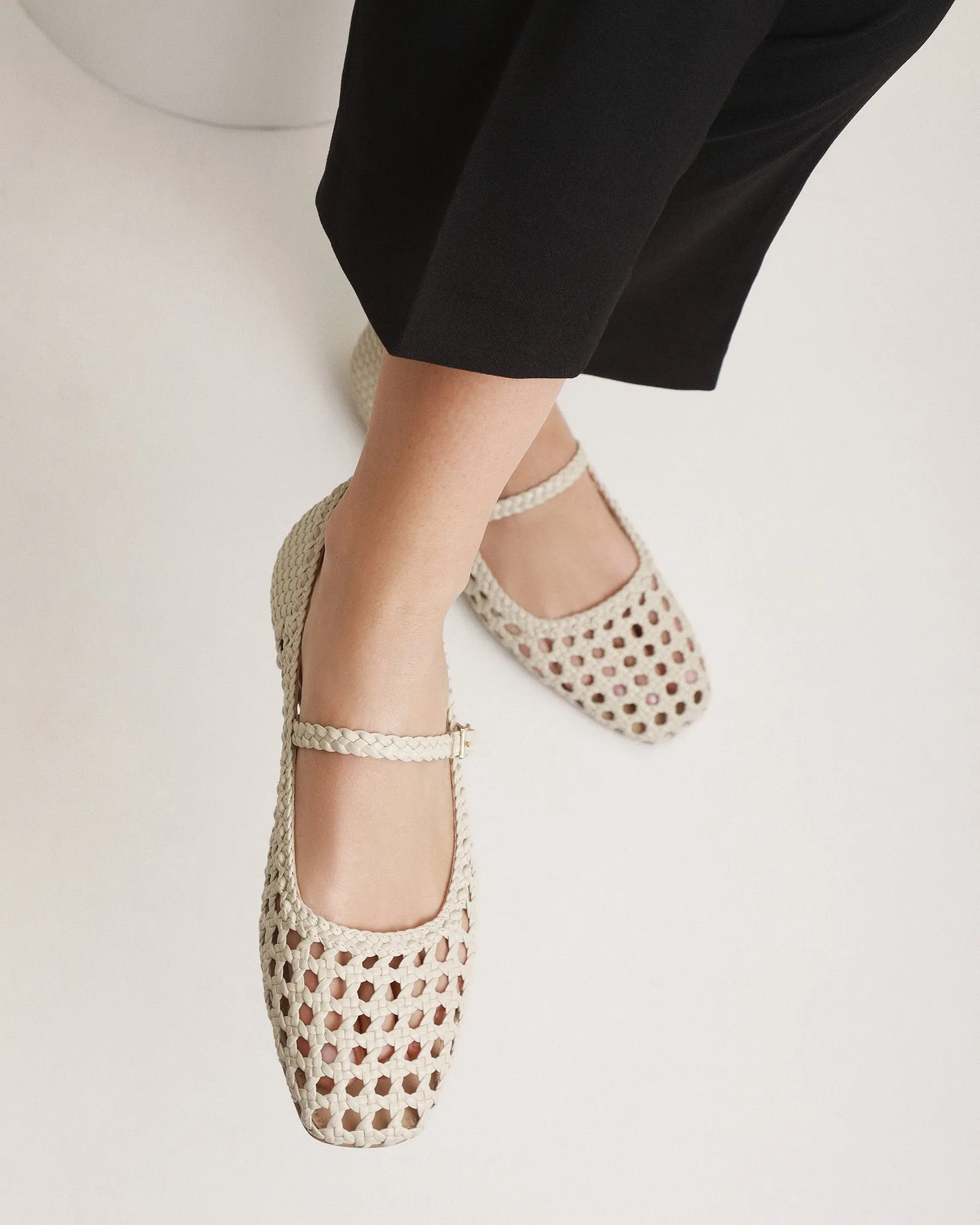 WILLIS CASUAL FLATS OFF WHITE LEATHER Jo Mercer