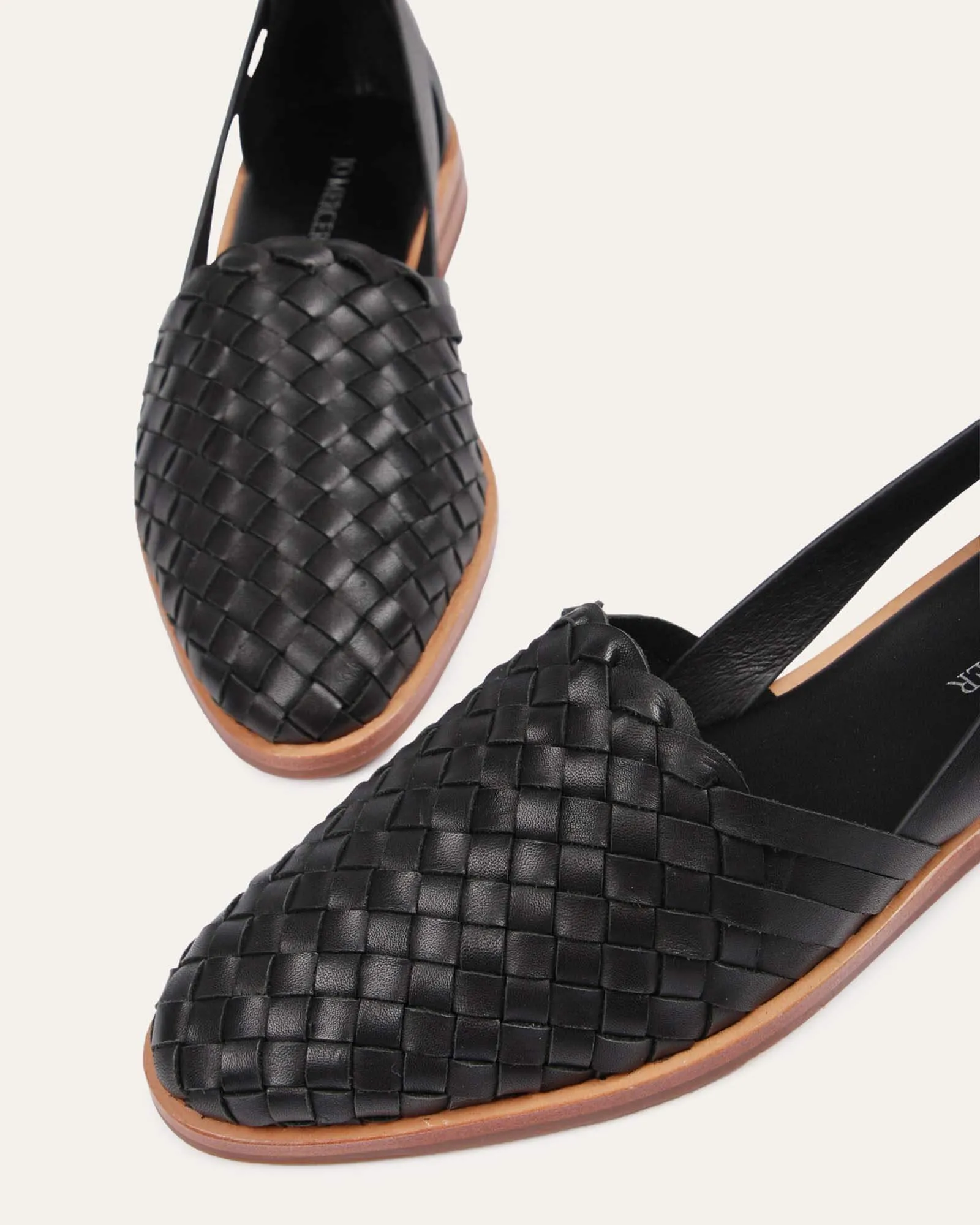 WISDOM CASUAL FLATS BLACK LEATHER Jo Mercer