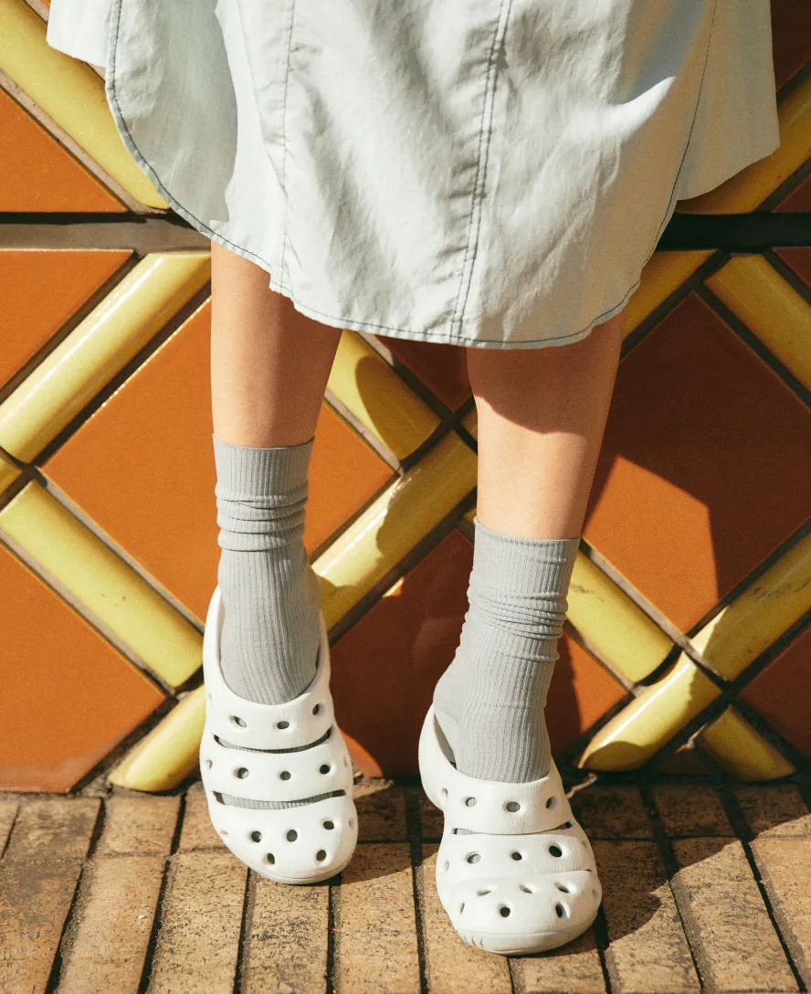 Women's Yogui Clog  |  Black/Magnet KEEN